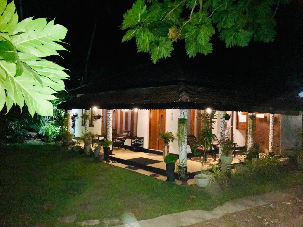 Freedom192 Otel Weligama Dış mekan fotoğraf