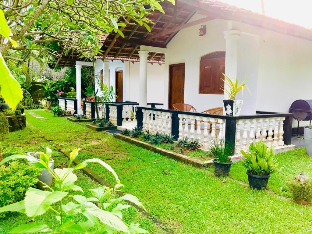 Freedom192 Otel Weligama Dış mekan fotoğraf